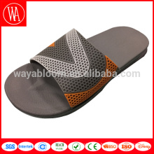 Chinelo de homem personalizado de design de moda de alta qualidade, chinelo de praia atacado